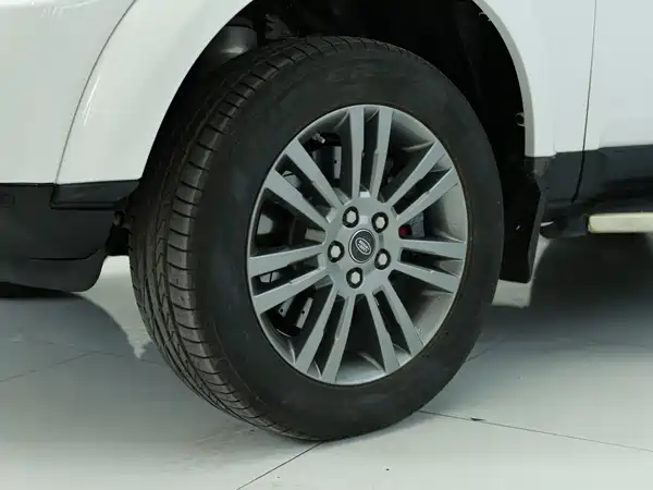 Land Rover Discovery 2016