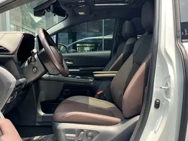 Toyota Sienna 2021