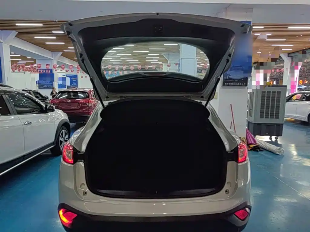 Mazda CX-4 2016 — фото 19