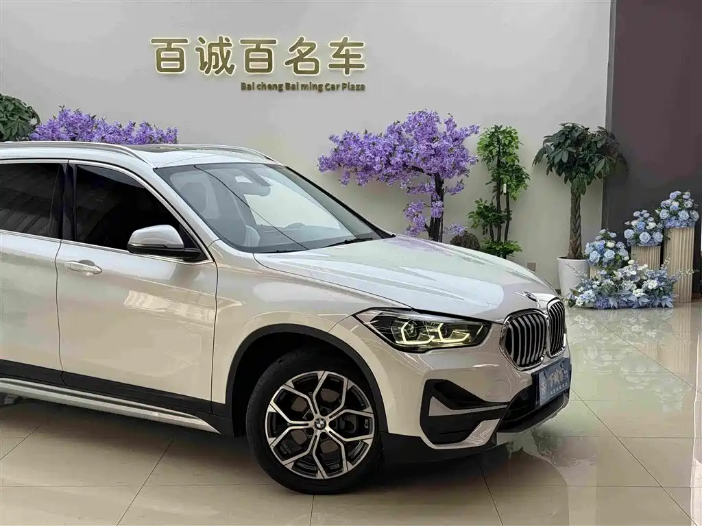 BMW X1 2022 — фото 4