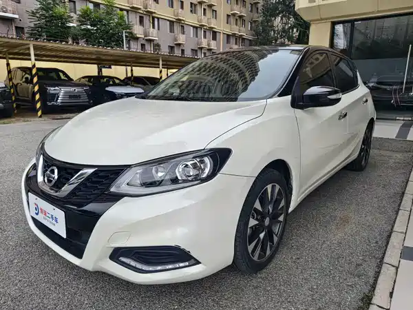 Nissan Tiida 2023