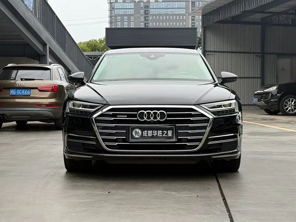 Audi A8 2019 — фото 2