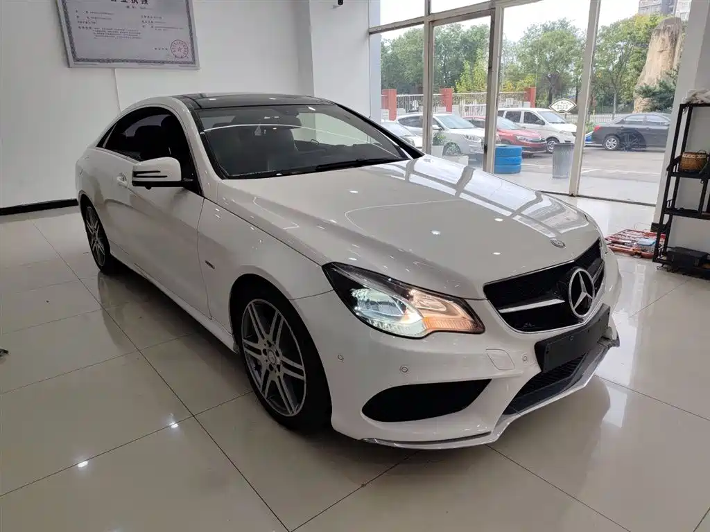 Mercedes-Benz E-Class 2017 — фото 20