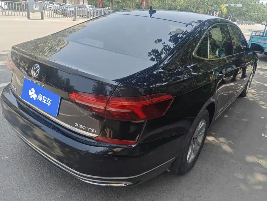 Volkswagen Passat 2021
