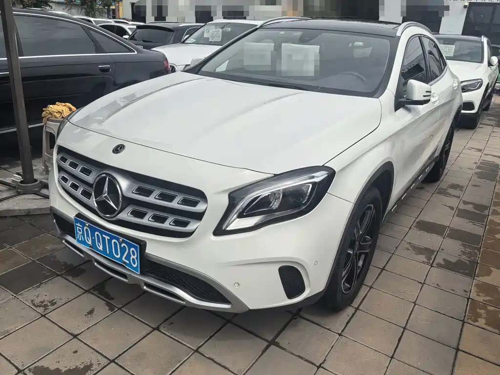 Mercedes-Benz GLA 2019