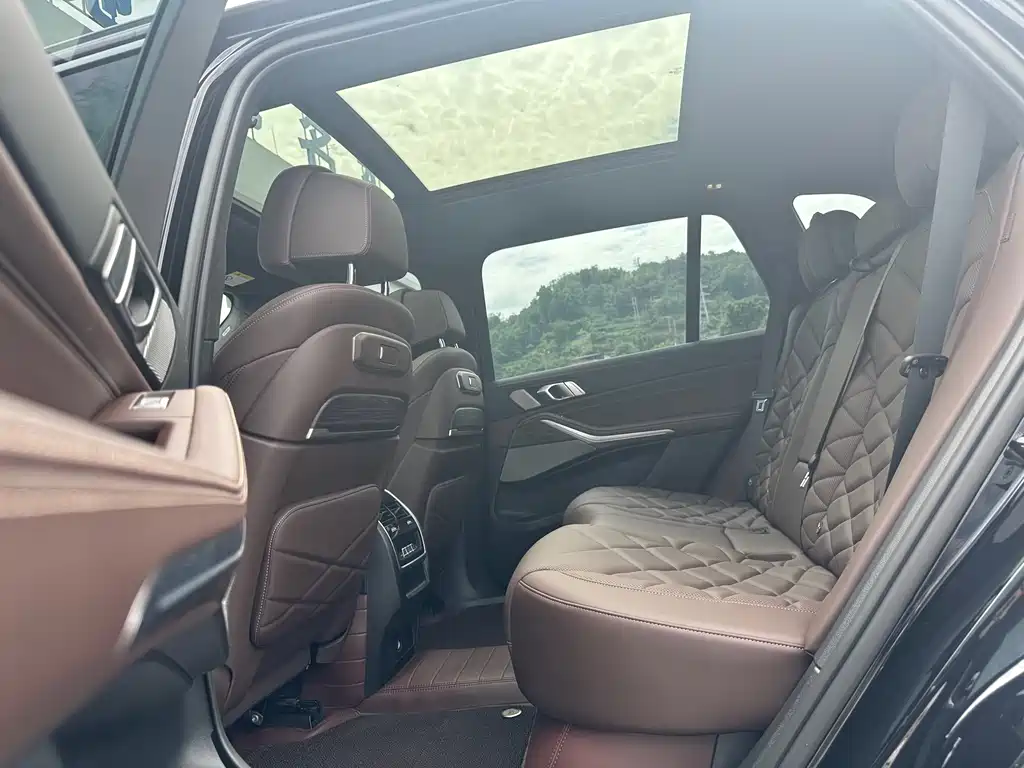 BMW X5 2025 — фото 13