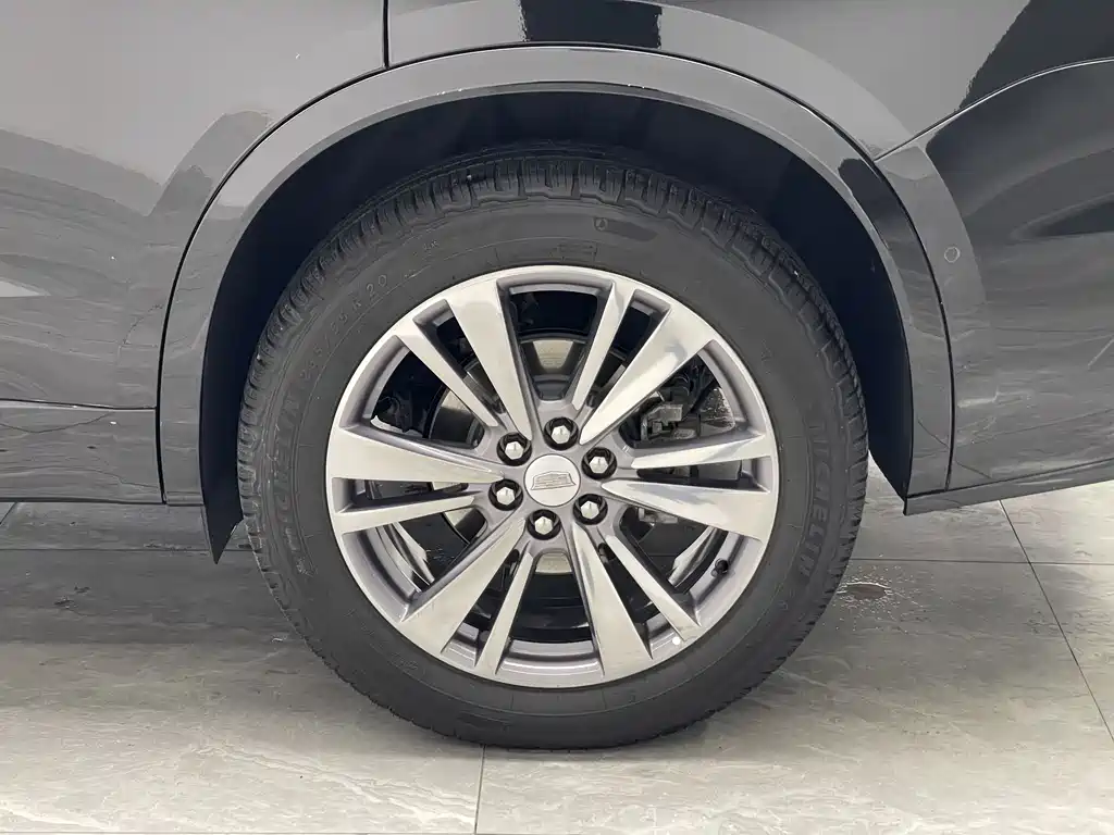 Cadillac XT6 2020 — фото 16