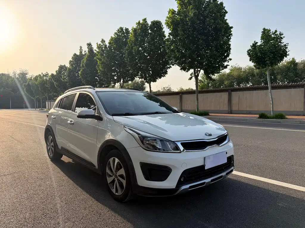 Kia KX CROSS 2017 — фото 3