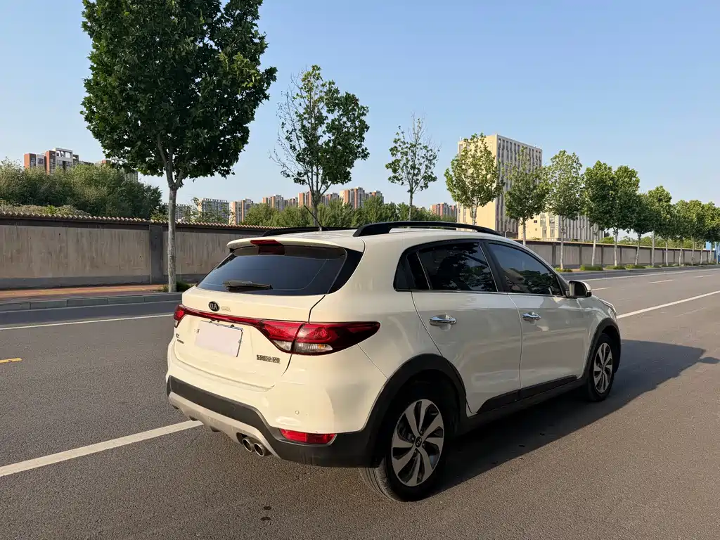 Kia KX CROSS 2017 — фото 16