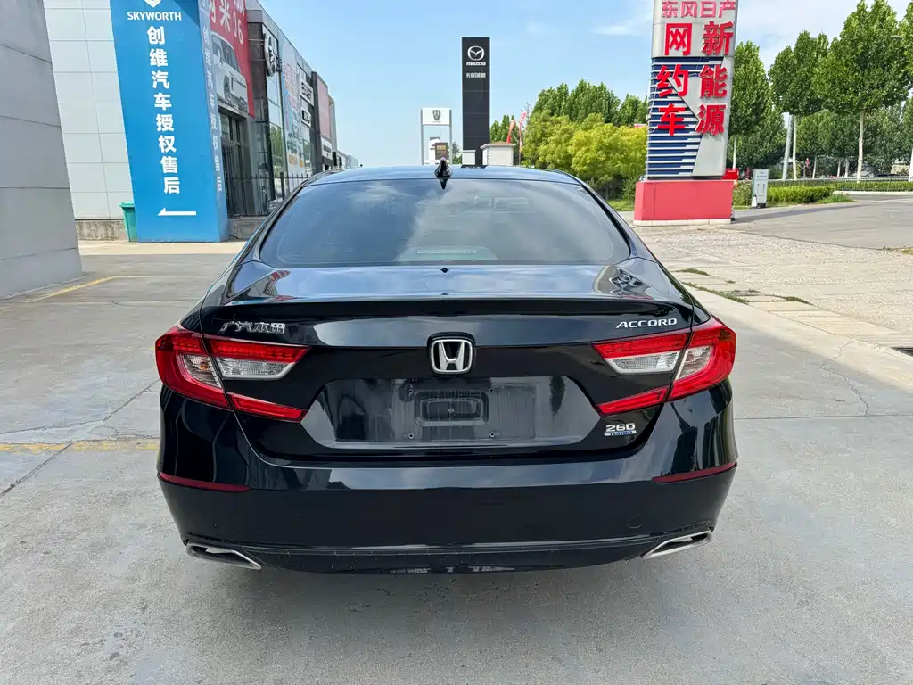 Honda Accord 2019 — фото 12