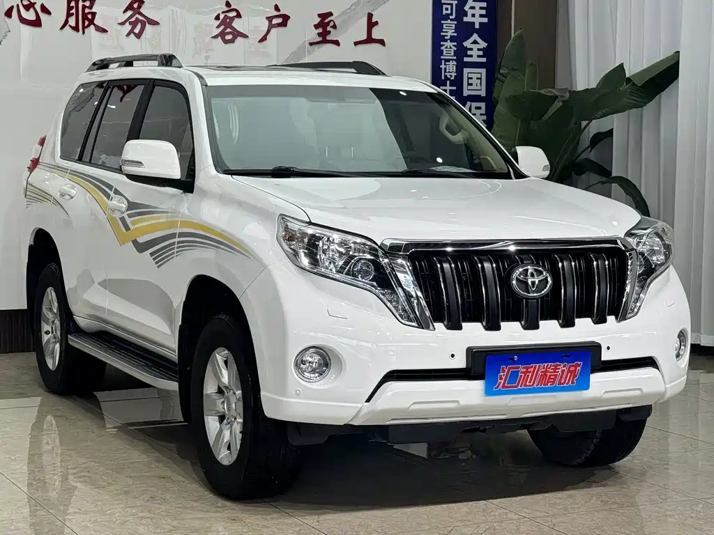 Toyota Prado 2015 — фото 3