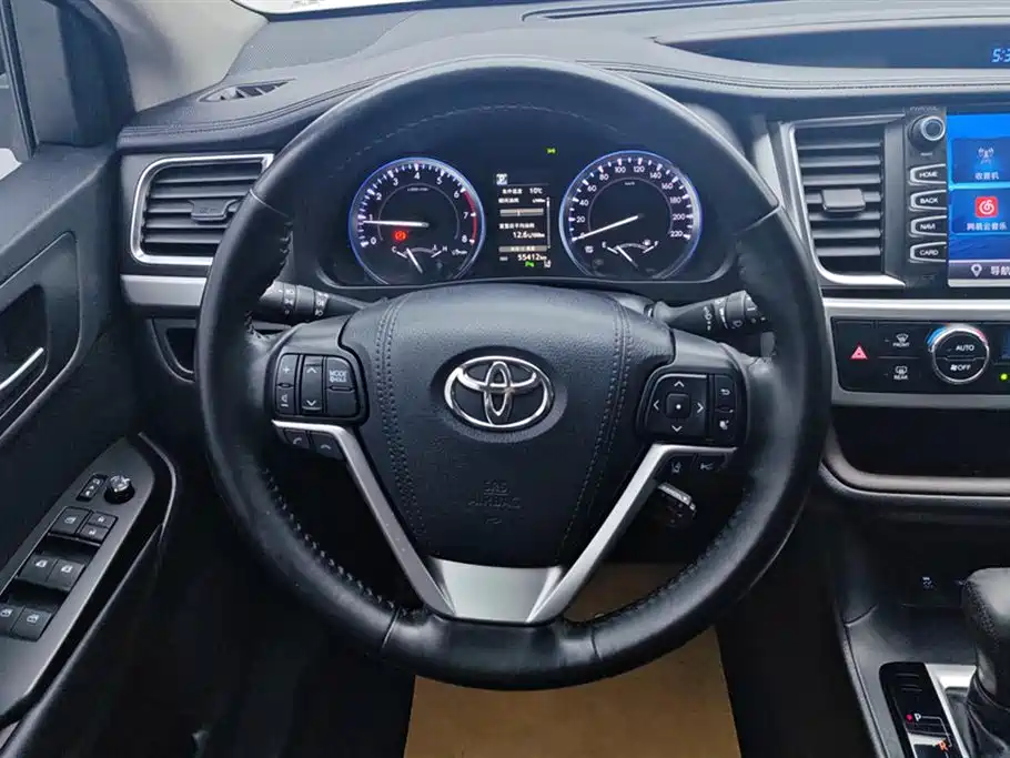 Toyota Highlander 2018 — фото 15