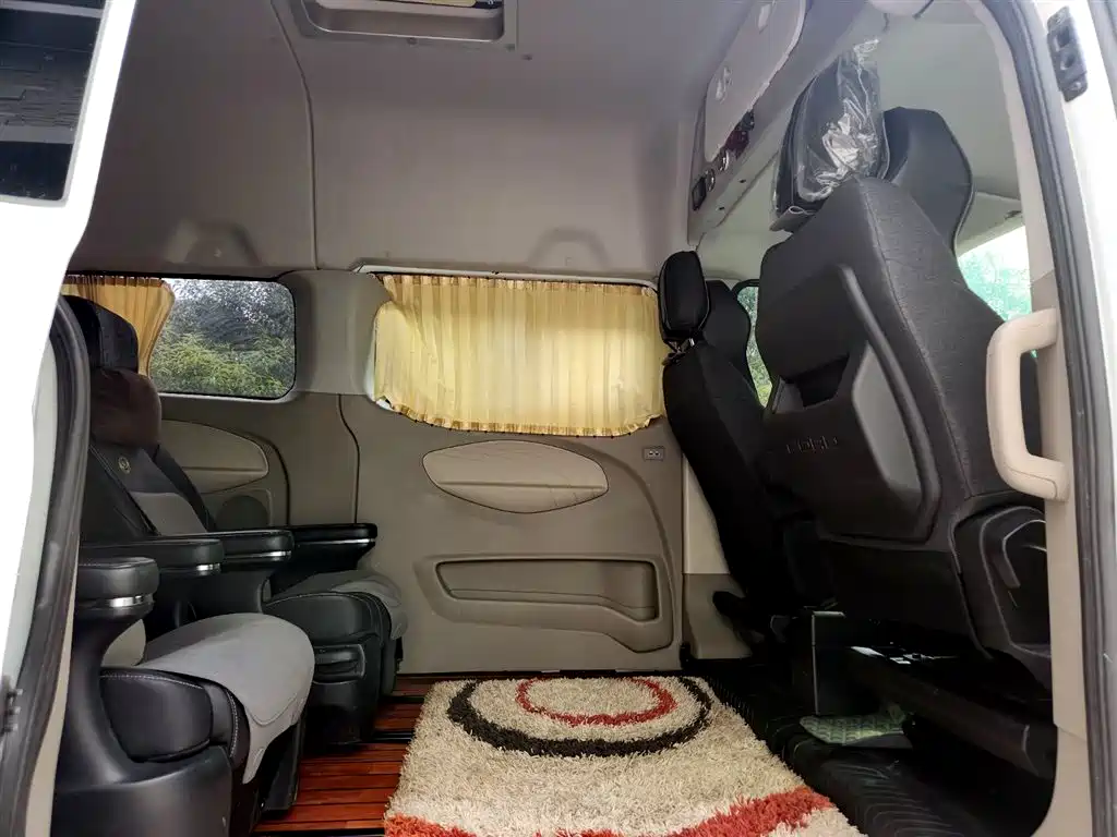 Ford Transit 2018 — фото 16