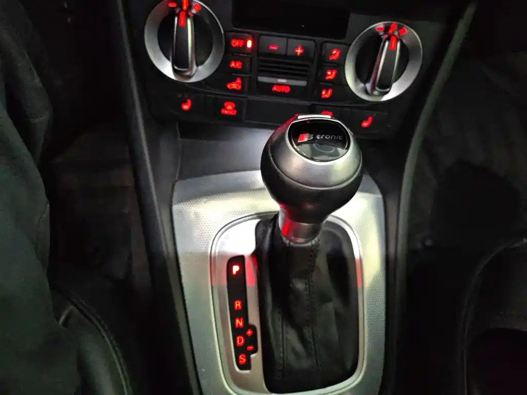 Audi Q3 2014 — фото 14
