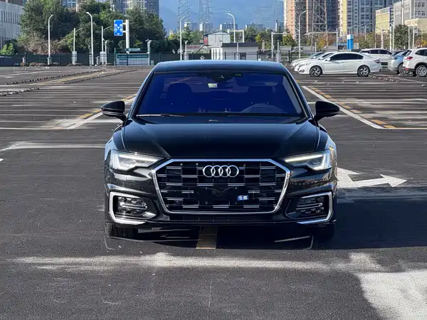 Audi A6L 2023