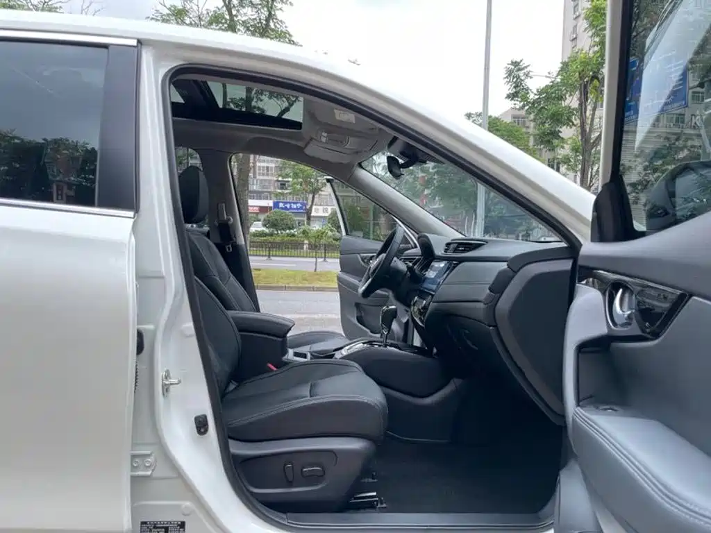 Nissan X-Trail 2023 — фото 10