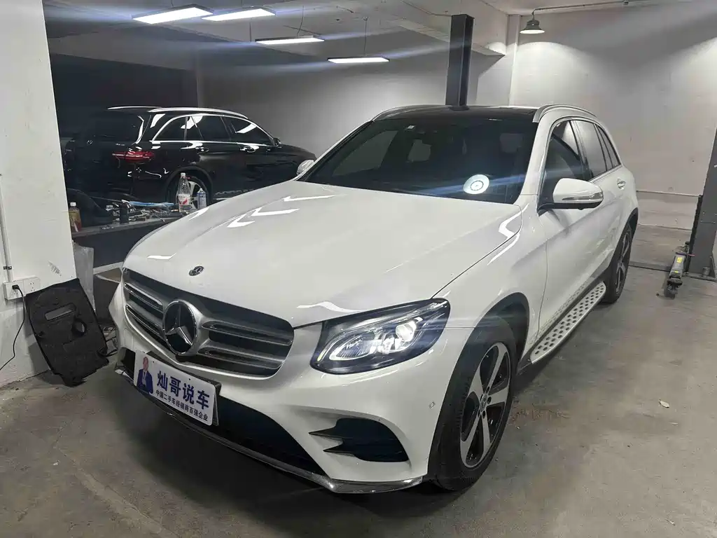 Mercedes-Benz GLC 2019 — фото 1