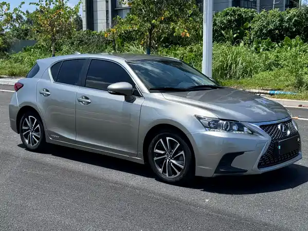 Lexus CT 2019