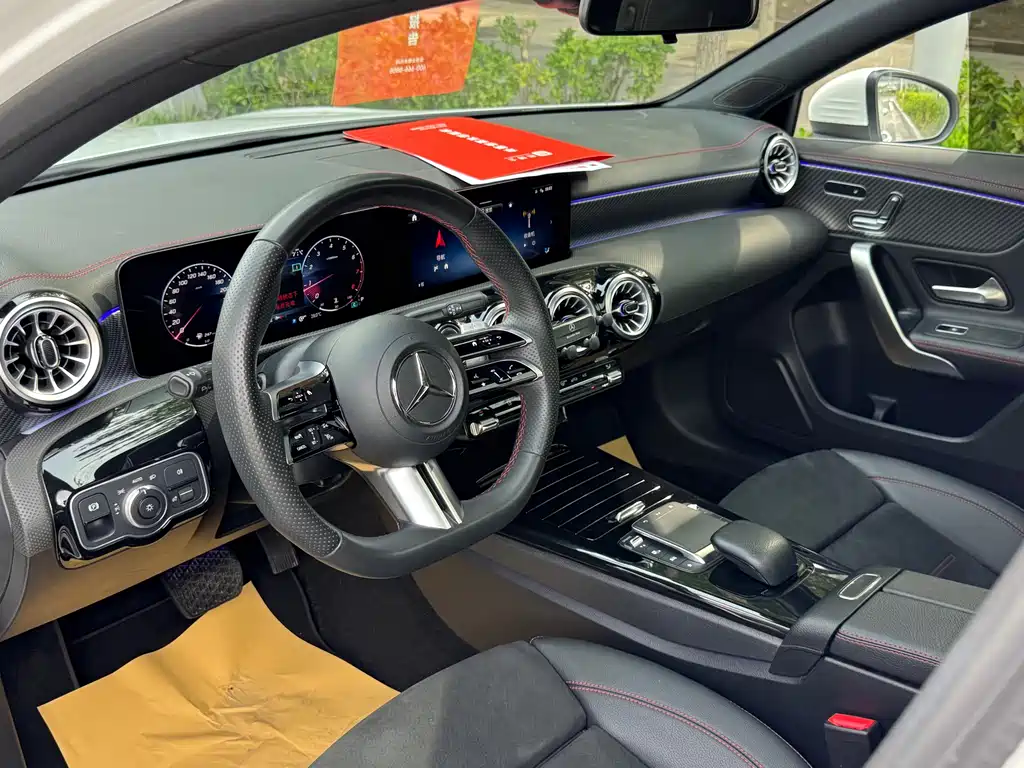 Mercedes-Benz A-Class 2023 — фото 13