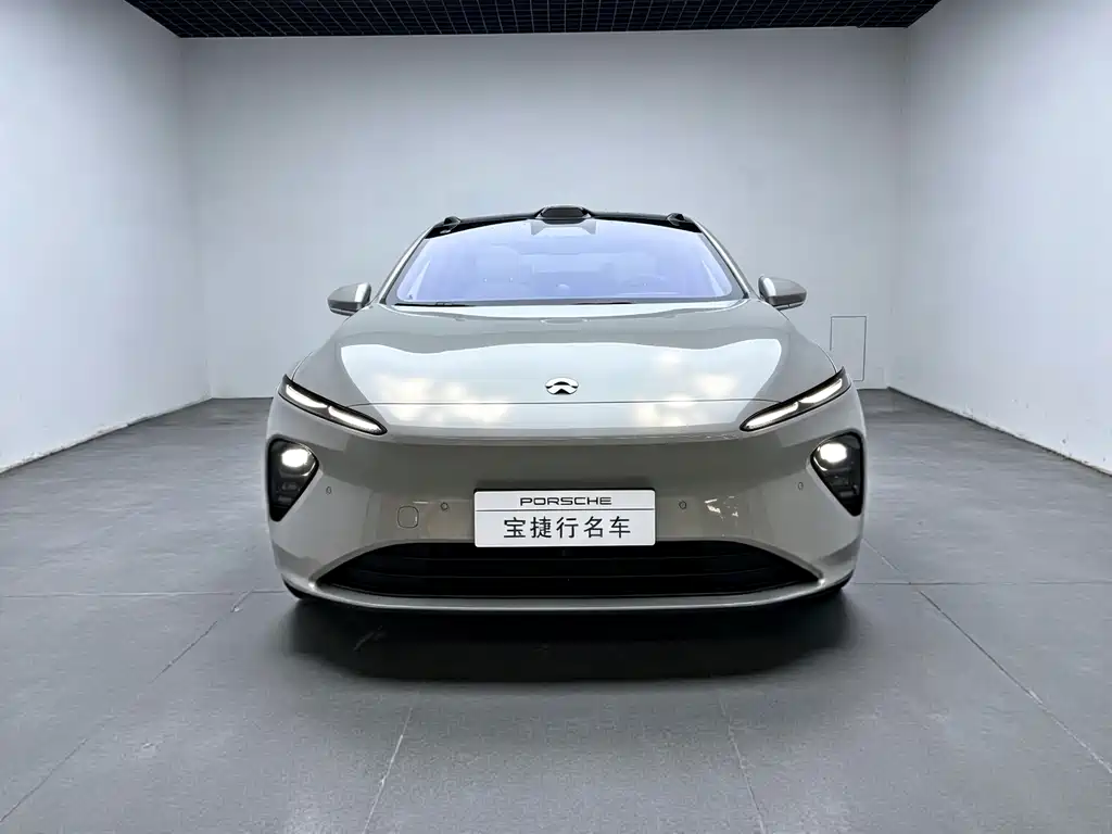 NIO ET7 2022