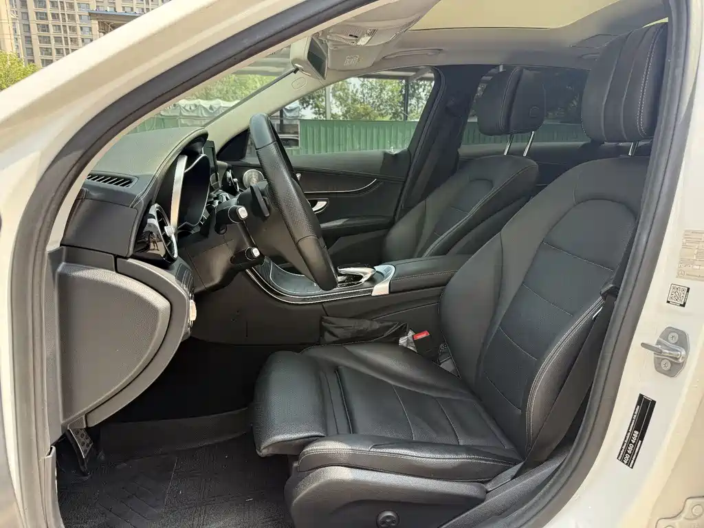 Mercedes-Benz C-Class 2018