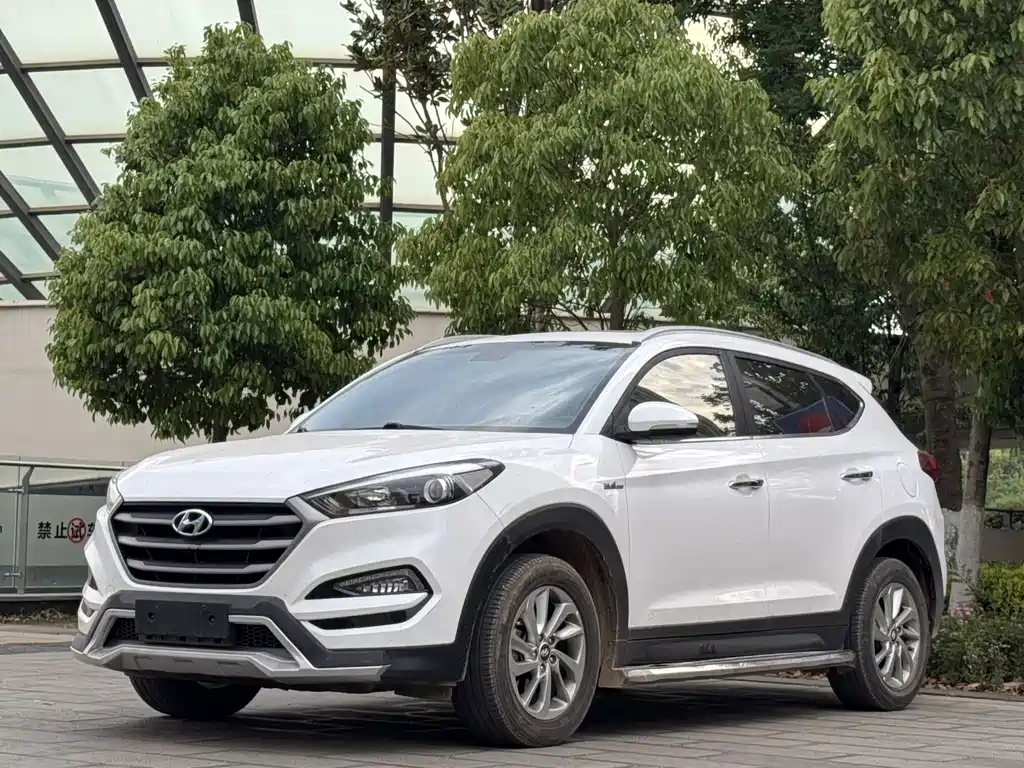 Hyundai Tucson 2016 — фото 1