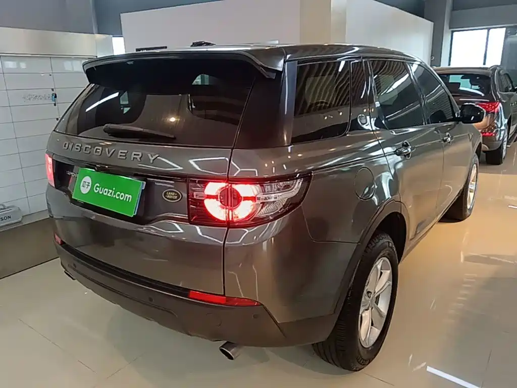 Land Rover Discovery Sport 2016