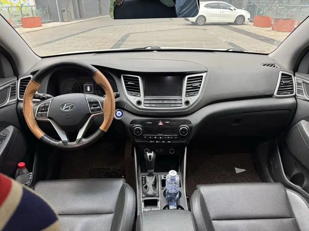 Hyundai Tucson 2016 — фото 9