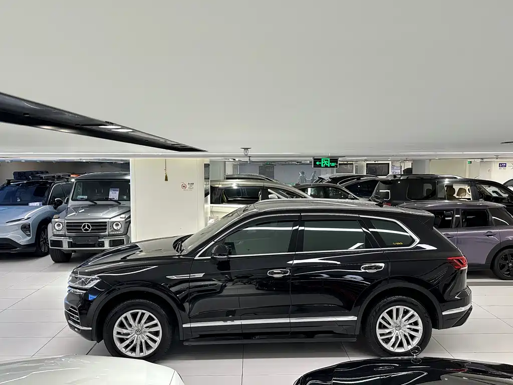 Volkswagen Touareg 2019 — фото 4