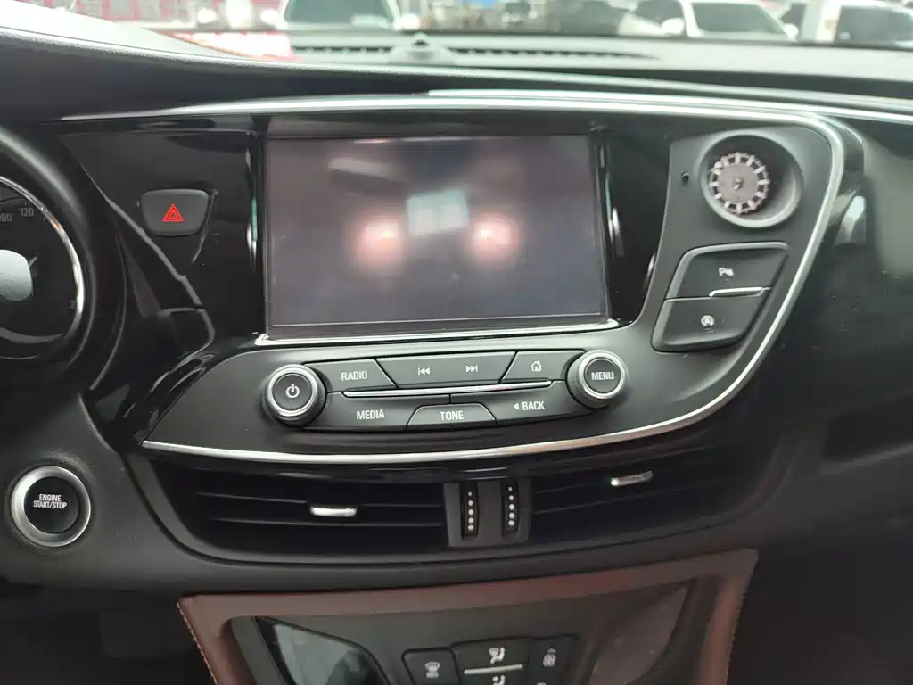 Buick Envision Plus 2019 — фото 7