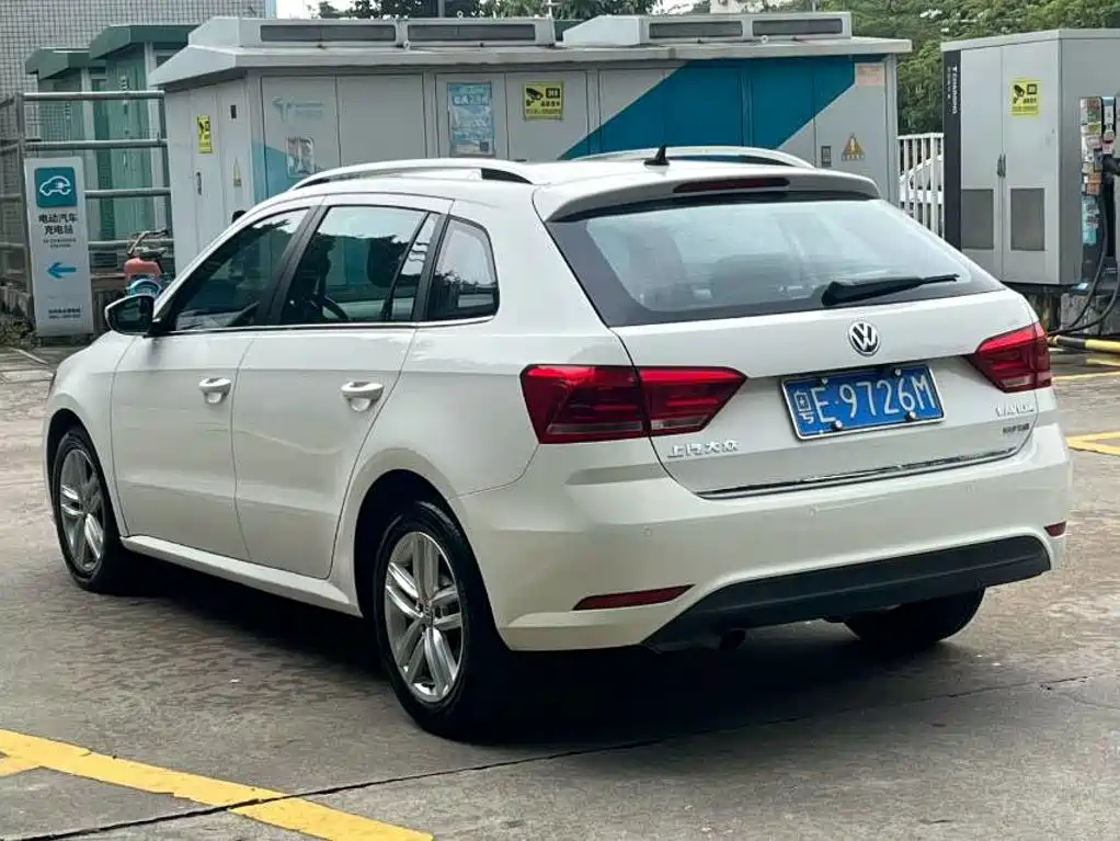 Volkswagen Gran Lavida 2018 — фото 4
