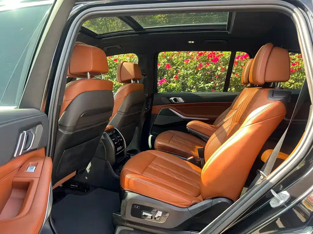 BMW X7 2020 — фото 18