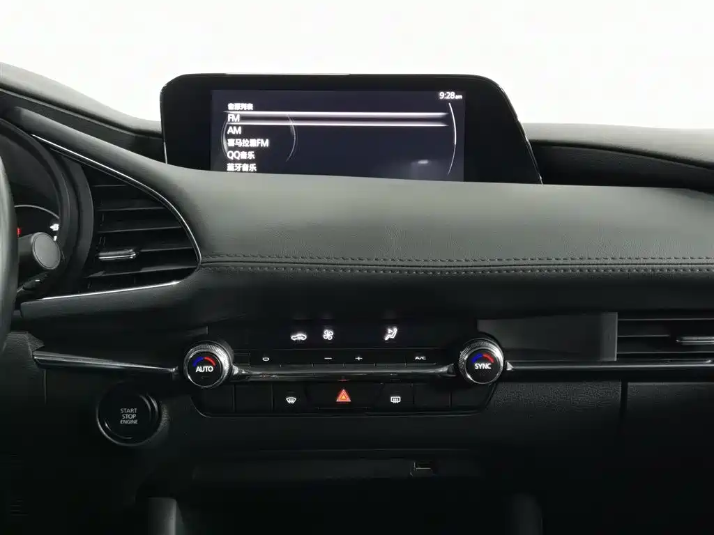 Mazda 3 Axela 2021 — фото 12