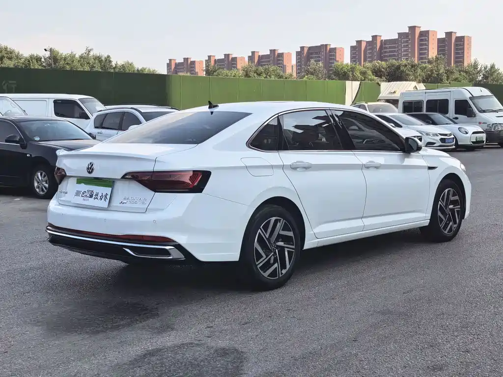 Volkswagen Sagitar 2023