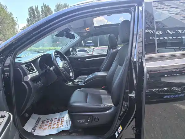 Toyota Highlander 2018