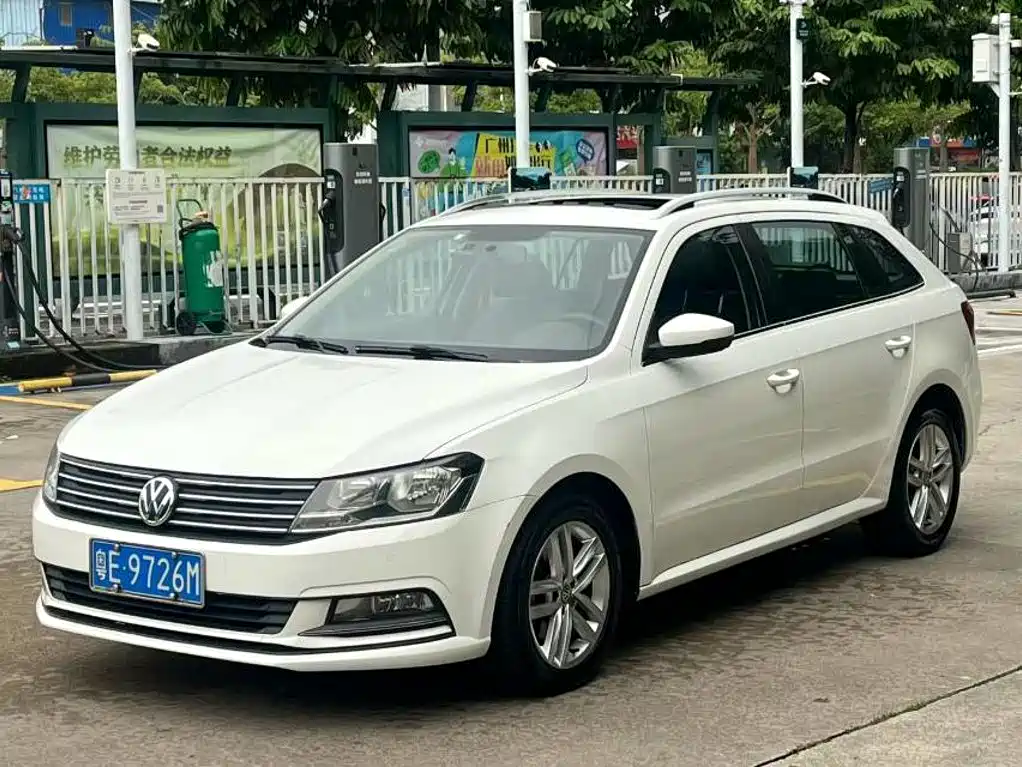 Volkswagen Gran Lavida 2018 — фото 1