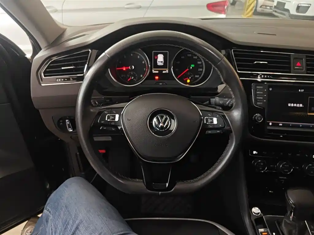 Volkswagen Tiguan L 2019 — фото 11