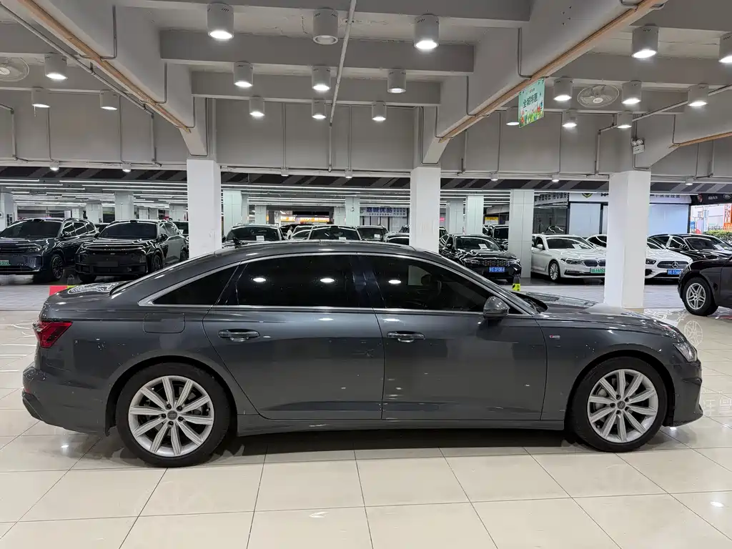 Audi A6L 2021