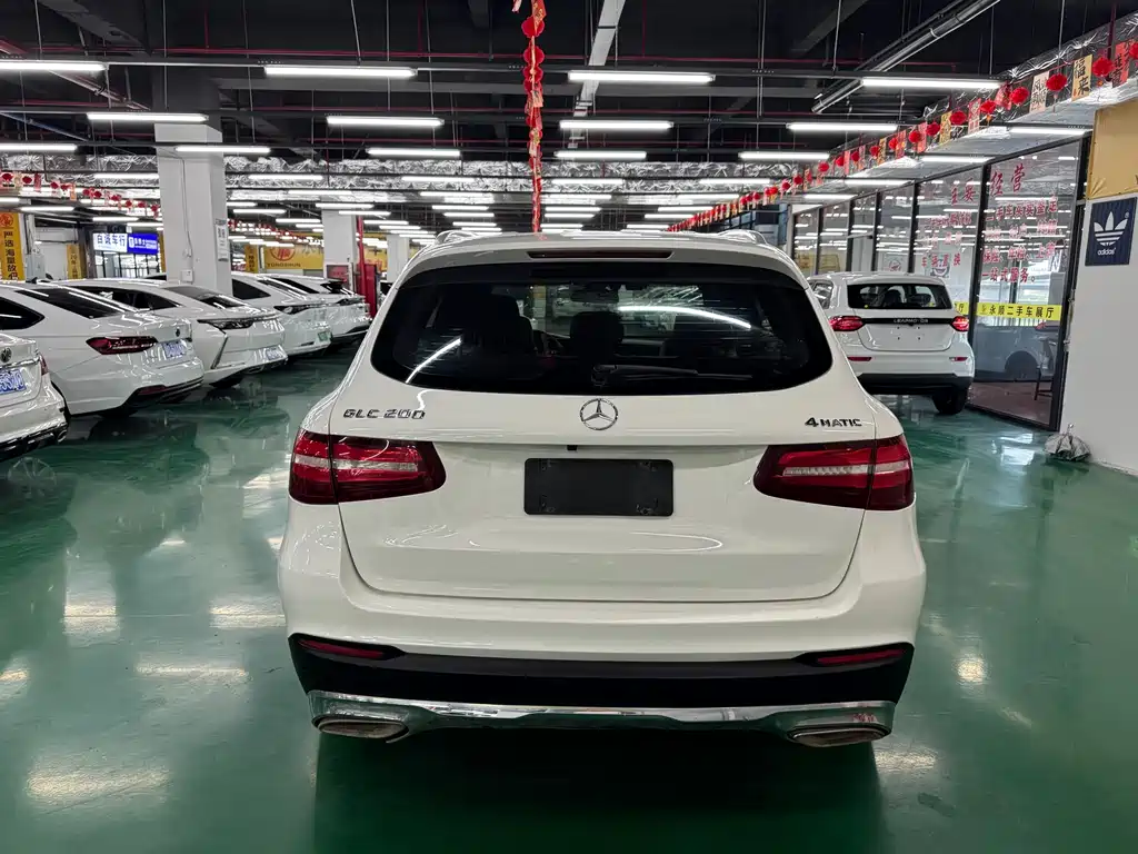 Mercedes-Benz GLC 2016 — фото 9