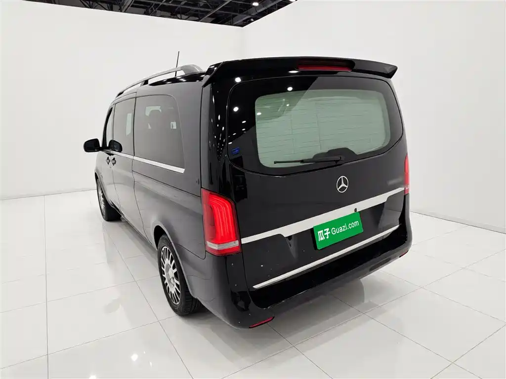 Mercedes-Benz Vito 2019 — фото 23