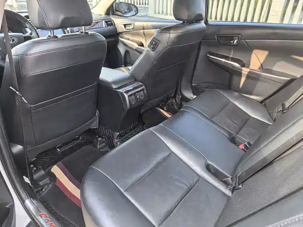Toyota Camry 2015