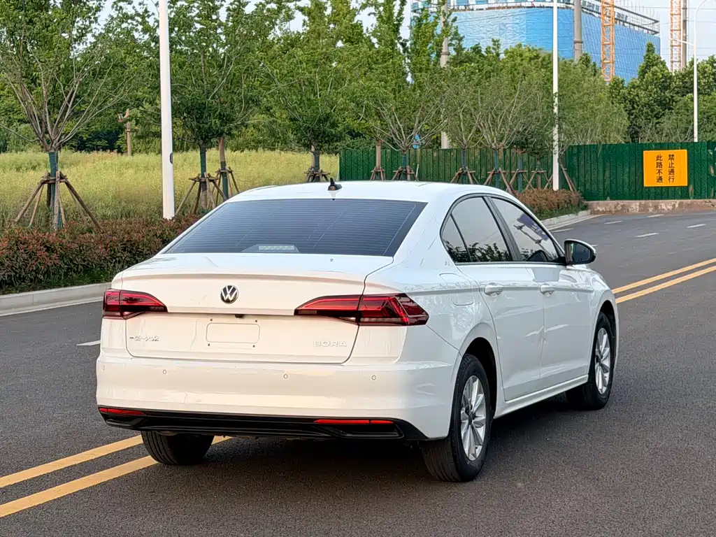Volkswagen Bora 2022