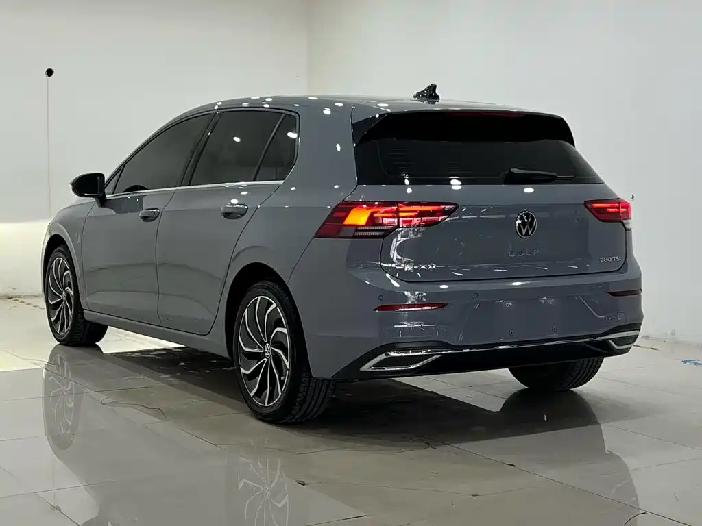 Volkswagen Golf 2022