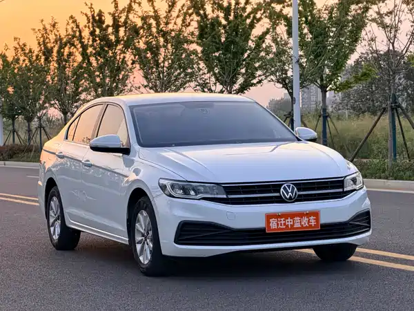 Volkswagen Bora 2021