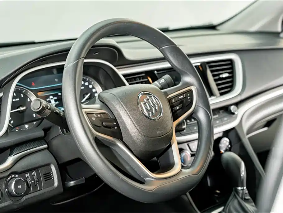 Buick Excelle 2023 — фото 10