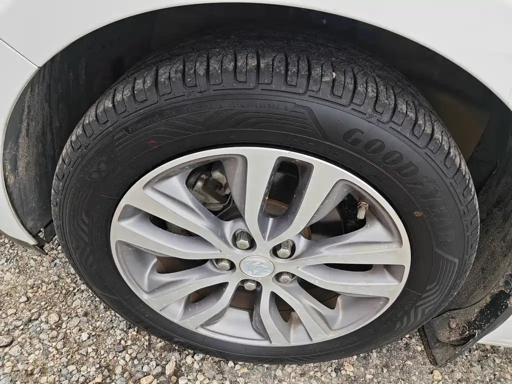 Buick Excelle 2019