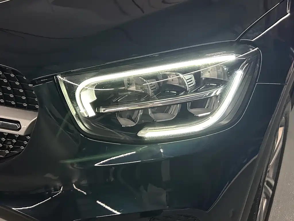 Mercedes-Benz GLC 2020 — фото 15