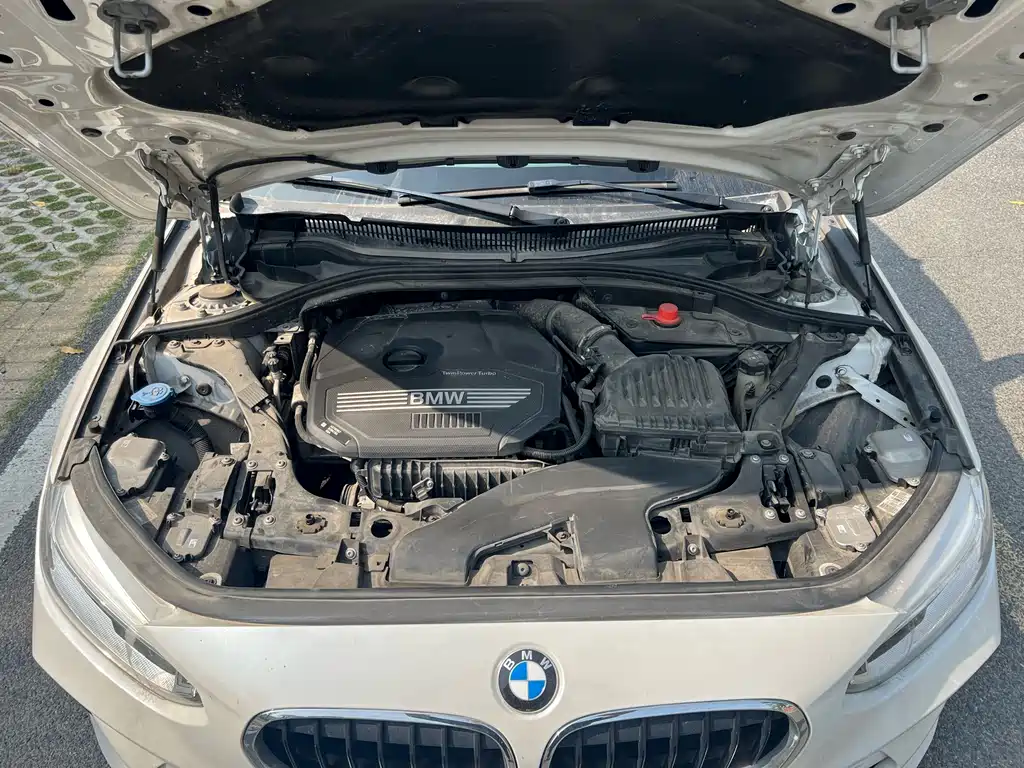 BMW 1 Series 2023 — фото 14