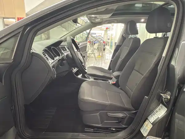 Volkswagen Golf 2019