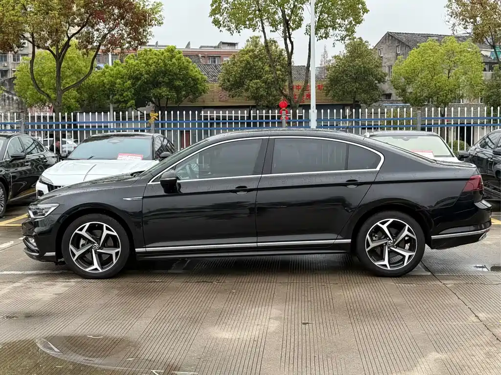Volkswagen Magotan 2023